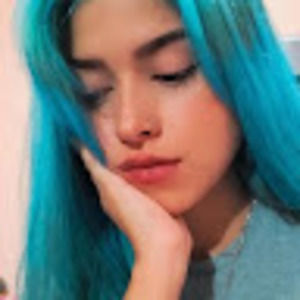 Meet your Posher, Aly